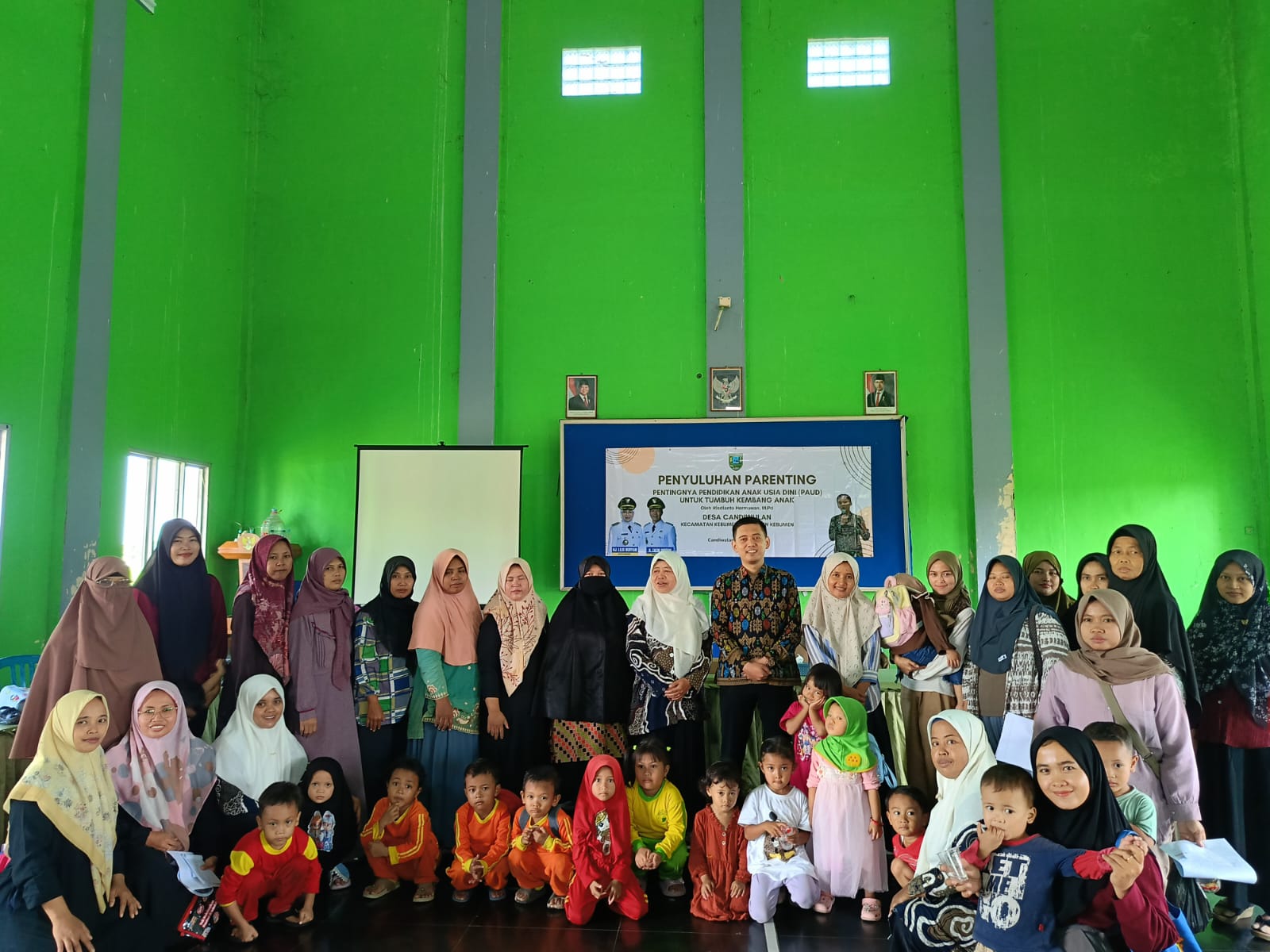 Dosen PG-PAUD UMNU Kebumen Edukasi Orang Tua dalam Parenting Desa Candiwulan